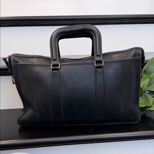 Coach Vintage Embassy Black Leather Briefcase Purse business Bag laptop